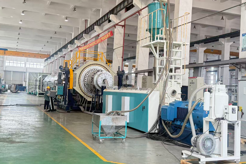 2000 মিমি এর উপরে বড় ব্যাস সহ পিই পাইপগুলির স্টার্টআপ সরঞ্জাম এবং উত্পাদন প্রযুক্তির মূল পয়েন্টগুলি